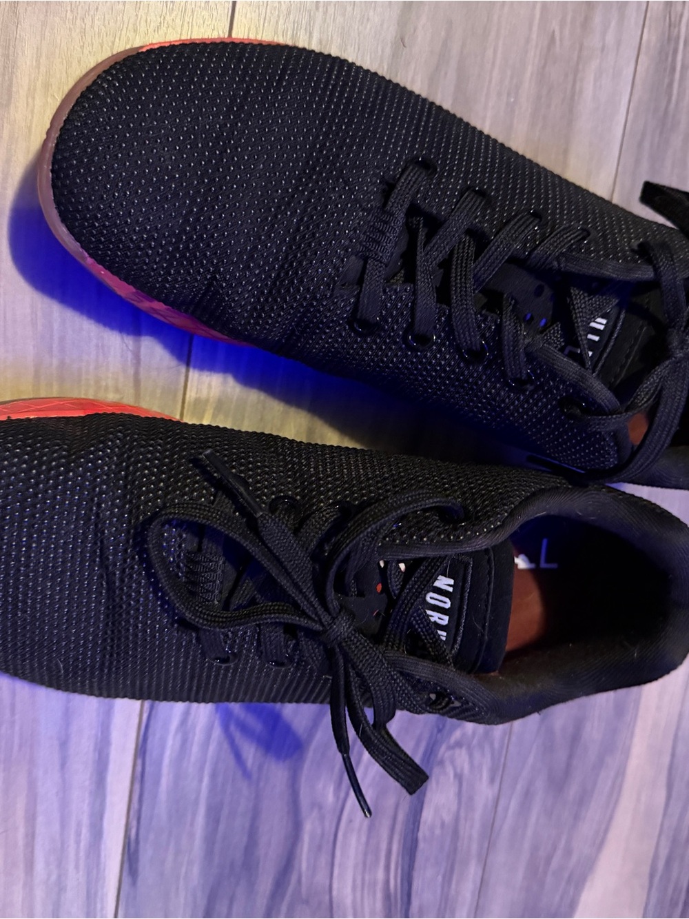 NoBull Outwork Edge athletic training shoes in women’s size 9